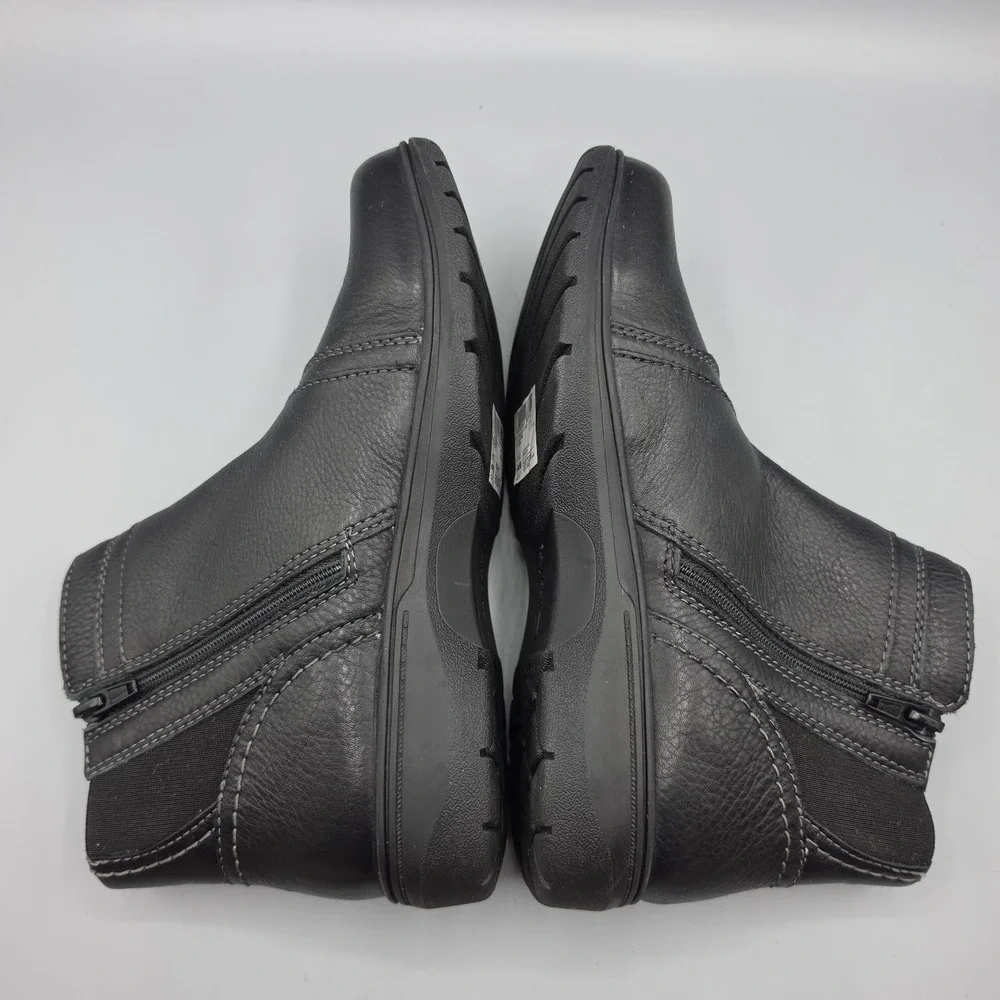 Clarks Carleigh Boots Womens 6.5 Black Leather Comfort Ankle Booties NWOB